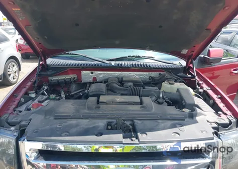 2014 Ford Expedition Limited из США, поврежденный, VIN 1FMJU2A58EEF00458